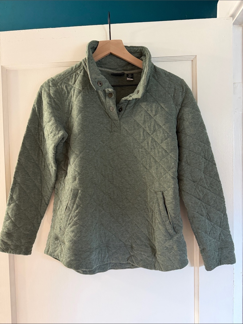 Marmot Womens Quilted Pullover - Sage Green